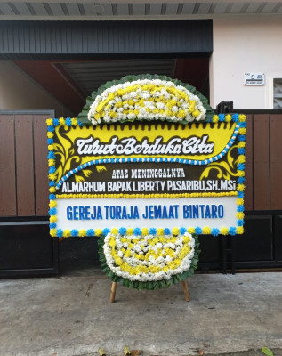 Papan Bunga Duka di Balecatur